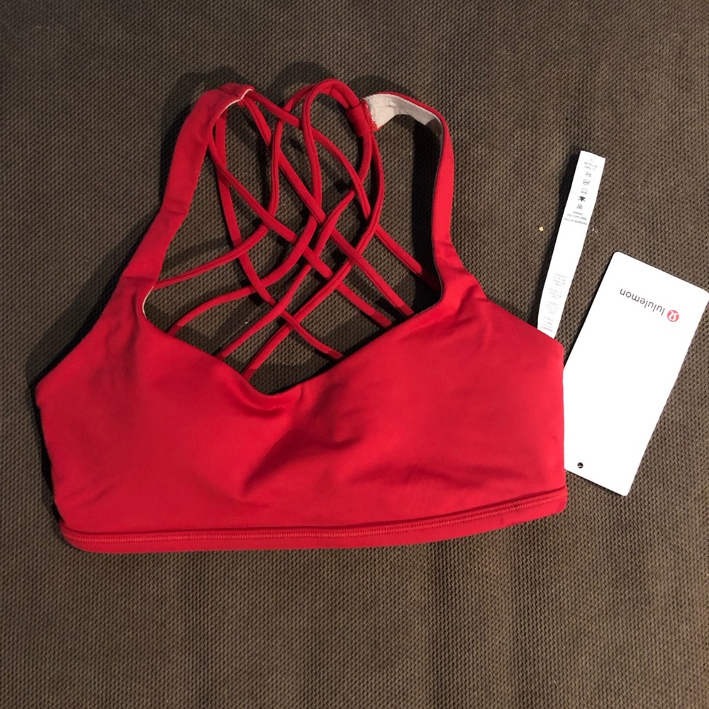 Lululemon Free To Be bra
